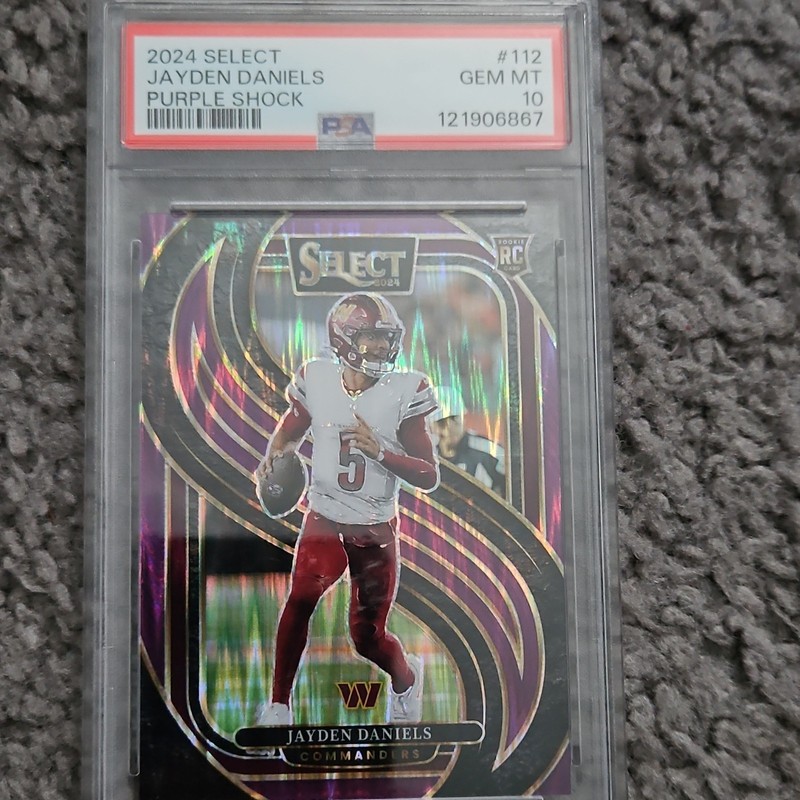 Panini 2024 Select Premier Level Jayden Daniels Purple Shock /360 #112 PSA 10