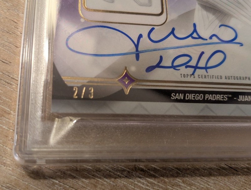 2023 Topps Luminaries Juan Soto Auto Purple /3 PSA 10 POP 1 Home Run Kings view 2