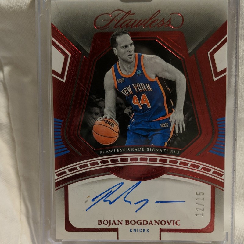 Panini Flawless Bojan Bogdanovic Ruby Auto Knicks /15 Basketball Card