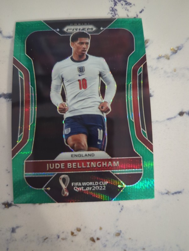 2022 Panini Prizm FIFA World Cup Qatar Jude Bellingham Green Wave #90