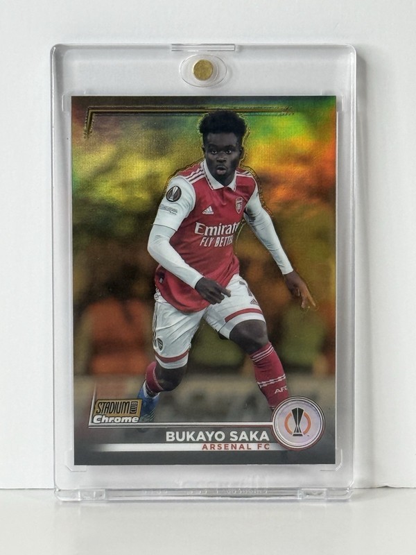 2022-23 Bukayo Saka Topps Stadium Club Chrome Gold Refractor Arsenal Card 1/50
