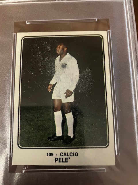 PELE 1973-74 Panini Campioni Dello Sport #109 Graded PSA 3 view 2