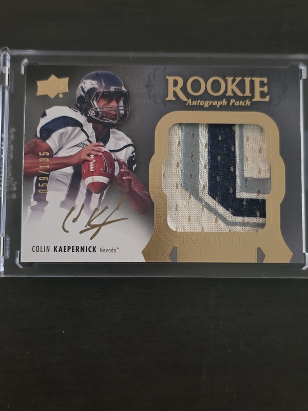 2011 UD Exquisite Collection-RC Auto Patch Colin Kaepernick #/135 (AU, MEM, RC)