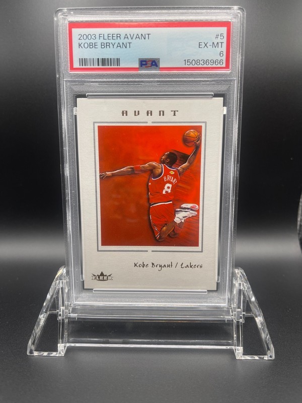 2003 FLEER AVANT #5 KOBE BRYANT PSA 6
