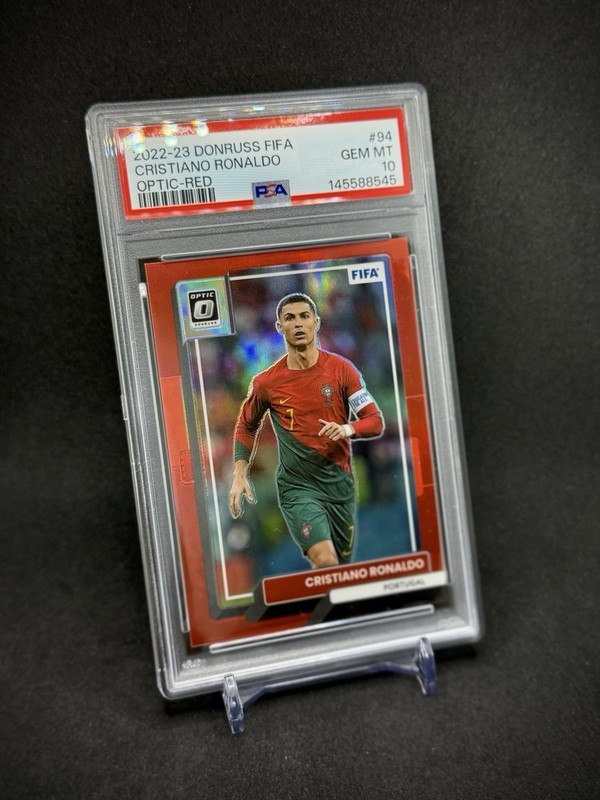 Cristiano Ronaldo 2022 Panini Optic FIFA Red Prizm /165 SSP PSA 10 Portugal view 2