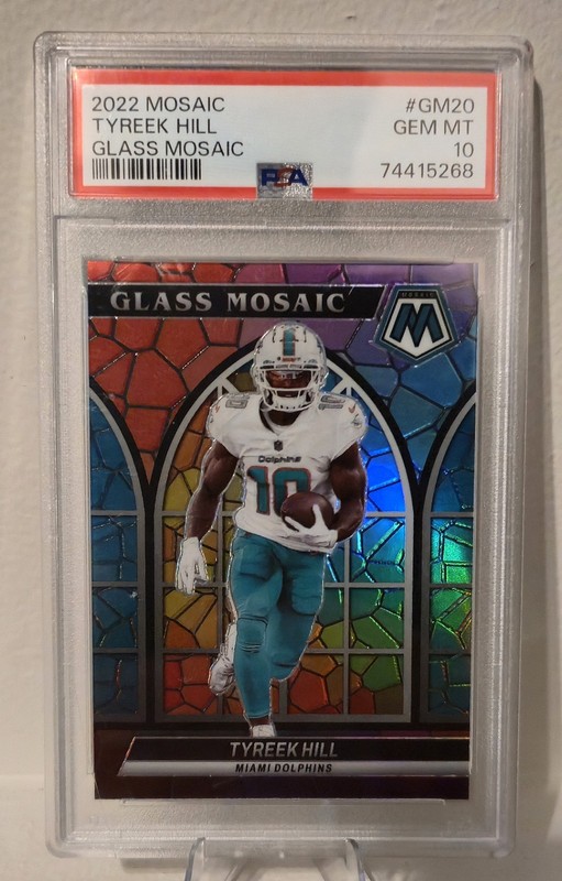 Panini 2022 Mosaic Tyreek Hill Glass Mosaic GM-20 Miami Dolphins PSA 10