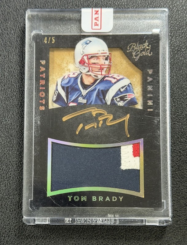 TOM BRADY 2016 PANINI BLACK GOLD #AUI-TB GAME USED PATCH GOLD INK AUTO 4/5