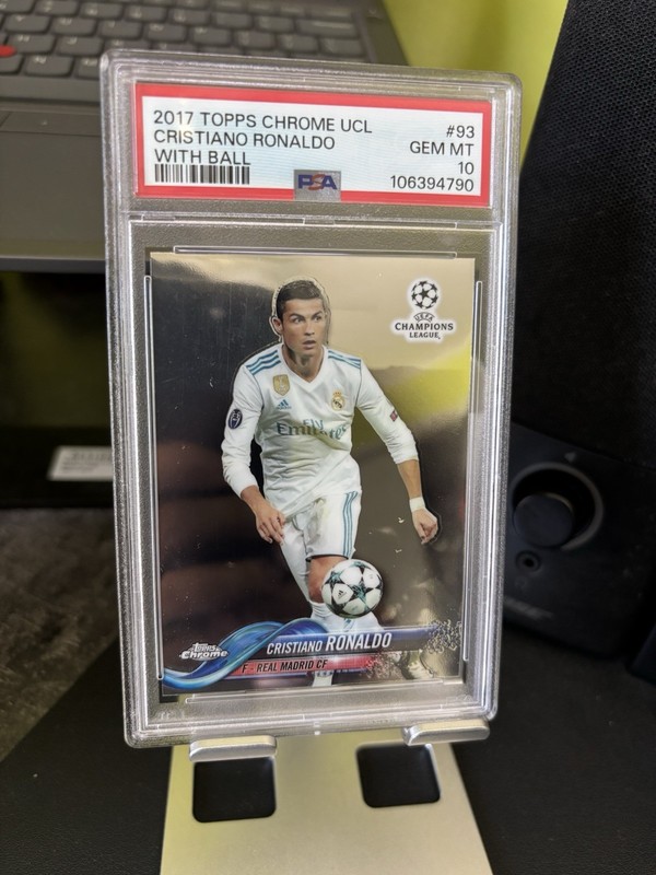 2017-18 Topps Chrome UCL Cristiano Ronaldo #93 PSA 10