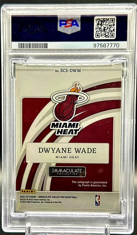 2021 Panini Immaculate Dwyane Wade Scorers Club Signatures Auto /25 PSA 8 Heat view 2