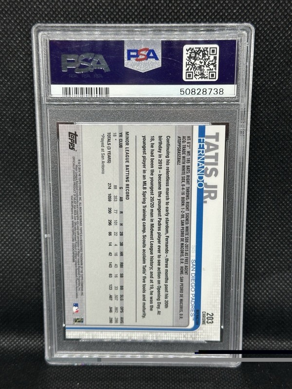 2019 Topps Chrome Fernando Tatis Jr Rookie Pink Refractor PSA 10 view 2