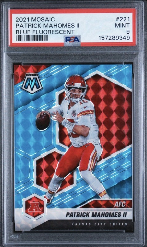 2021 Mosaic Patrick Mahomes Blue Flourescent /15 Psa 9🔥