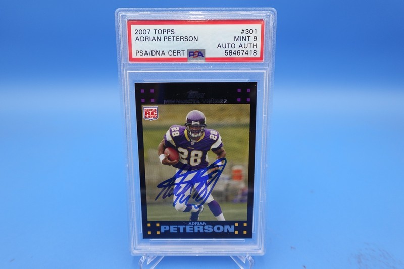 1997 Topps Adrian Peterson #301 RC Auto PSA/DNA Authentic Autograph 9 Vikings