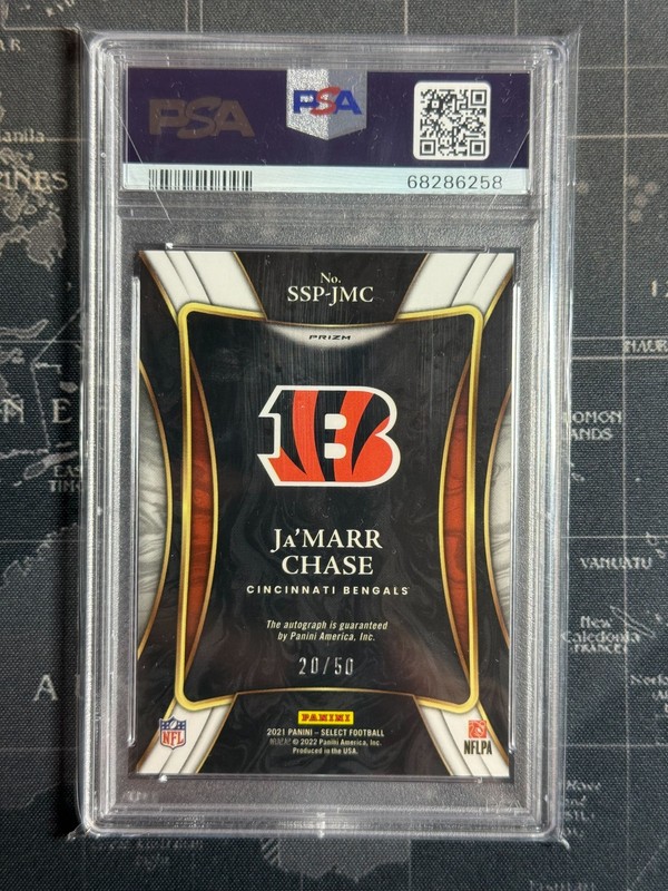 2021 Panini Select SSP-JMC JaMarr Chase Select Signatures Blue PSA 9 AUTO 10 /50 view 2