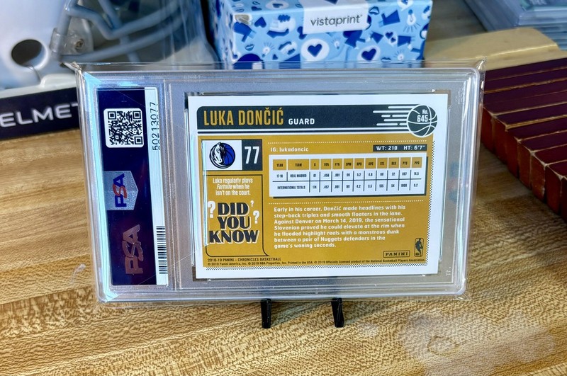 Luka Doncic 2018-19 NBA Panini Chronicles #645 PSA 9 Rookie RC  Blue /99 Retro view 2