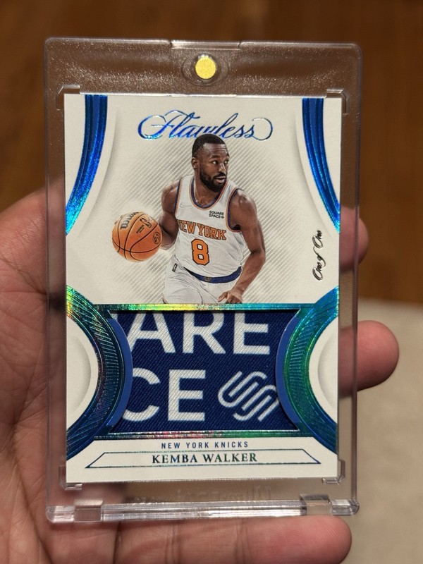 2021-22 Panini Flawless Patch Kemba Walker #PT-JCR Patch 1/1 Knicks Tag