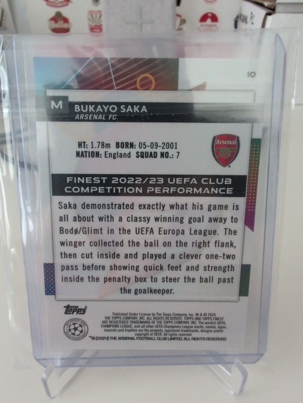 2023-24 Topps Finest UEFA CC Bukayo Saka #10 Purple Shimmer Refractor /199 view 2