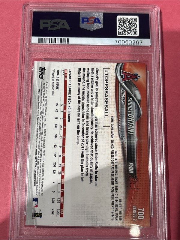 2018 Topps Baseball Shohei Ohtani #700 RC Rookie Pitching PSA 10 view 2