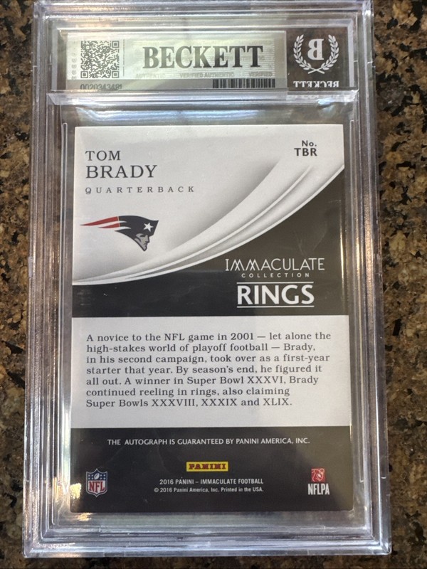 2016 Immaculate Tom Brady Auto /4 view 2