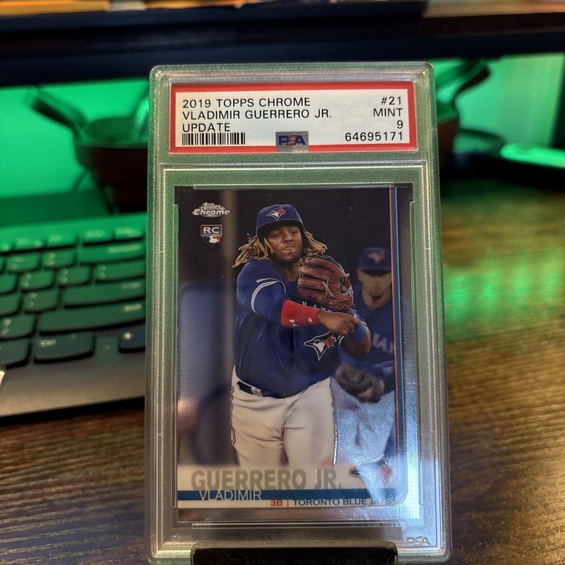2019 Topps Chrome Update Series Vladimir Guerrero Jr. #21 (RC) PSA 9 view 2