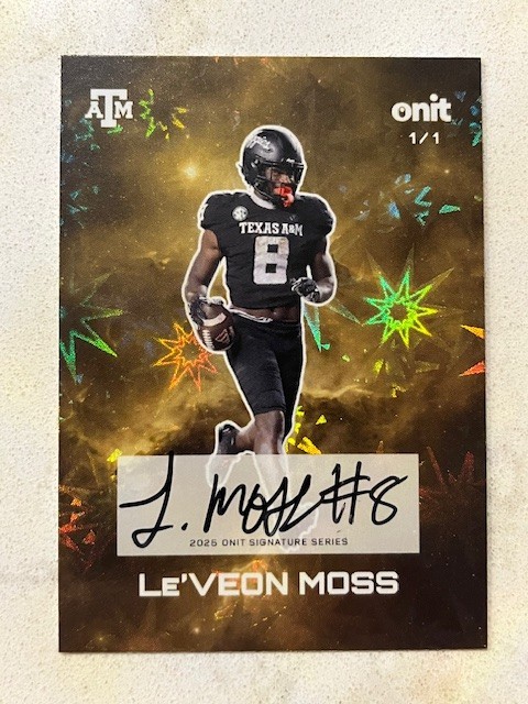 LE'VEON MOSS 2025 Onit Gravity Texas A&M Football GOLD On Card AUTO #'d 1/1