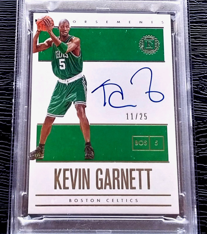 2019 PANINI ENCASED KEVIN GARNETT ENDORSEMENTS AUTO /25 #ENKGN PSA 8 PSA DNA 10 view 2