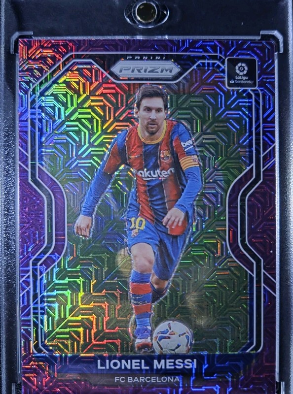 2020 Chronicles Lionel Messi Prizm La Liga Purple Mojo #15 Barcelona view 2