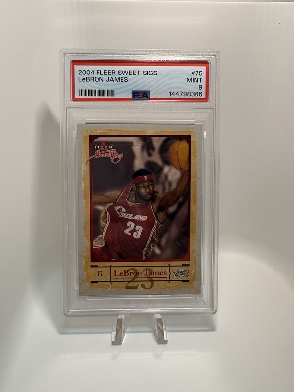 2004 Fleer Sweet Sigs #75 LeBron James PSA 9 2nd Year Cleveland Cavaliers