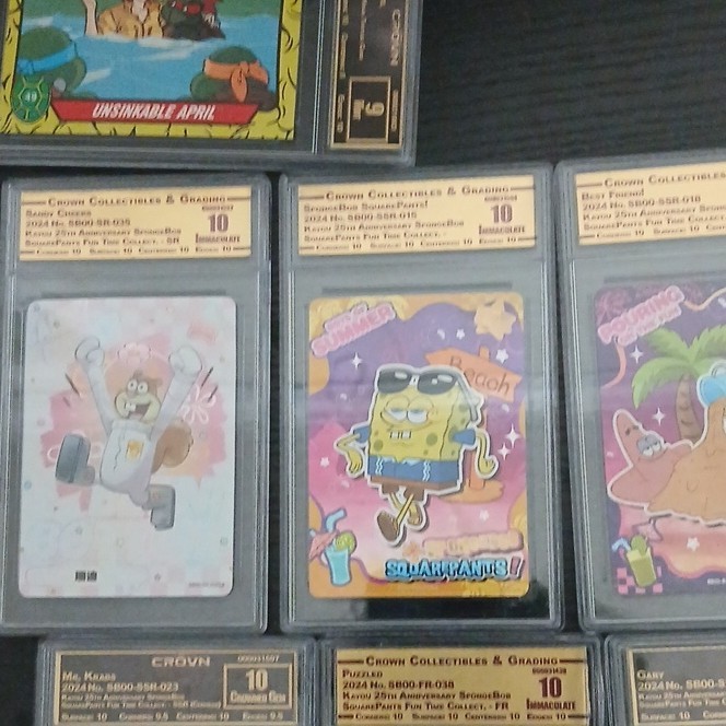 Crown Collectibles 25th Anniversary Graded SpongeBob Trading Card Lot 11 Cards