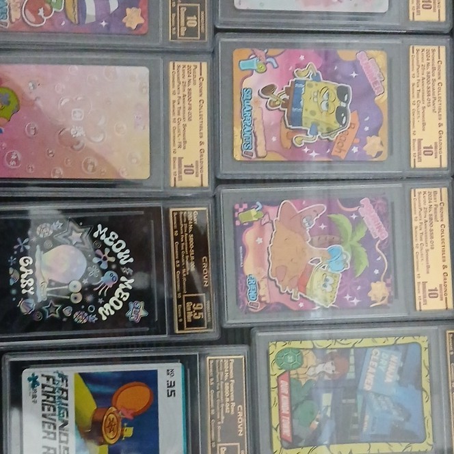 Crown Collectibles 25th Anniversary Graded SpongeBob Trading Card Lot 11 Cards view 2