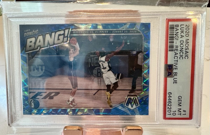20-21 Mosaic #1 Luka Doncic Bang! Reactive Blue Prizm /99 PSA 10 POP 4
