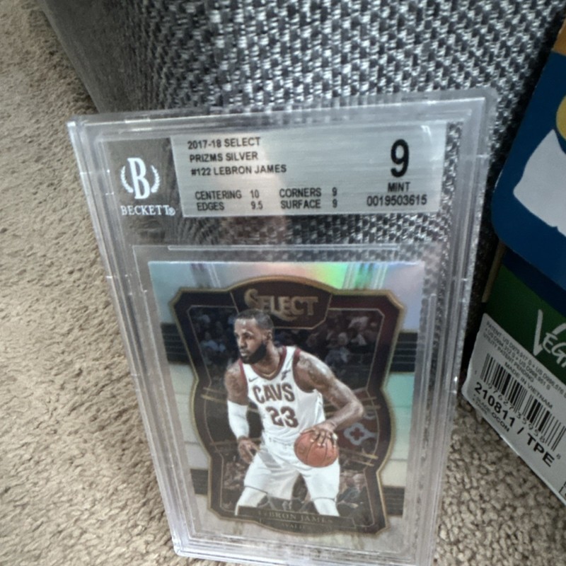 Panini Select 2017-18 Prizms Silver #122 LeBron James BGS 9 Cleveland Cavaliers