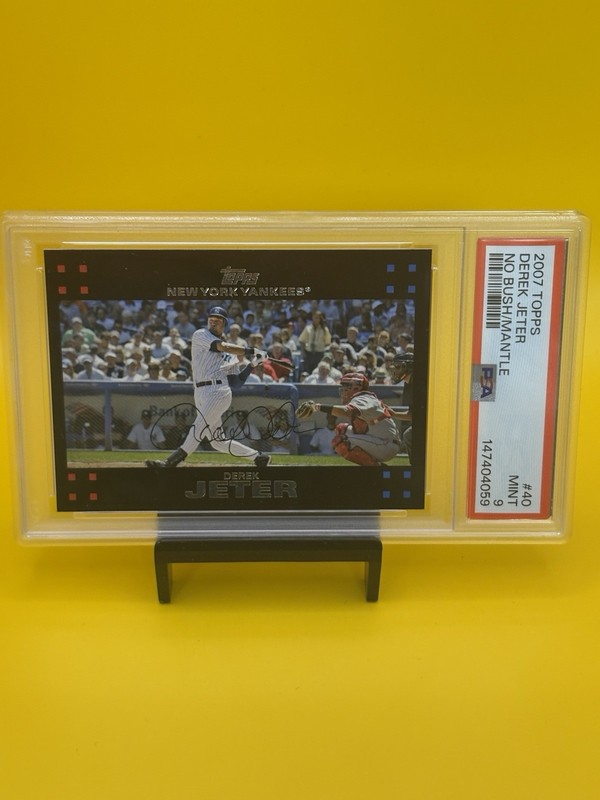 2007 Topps Derek Jeter #40 New York Yankees PSA 9  No Bush/Mantle
