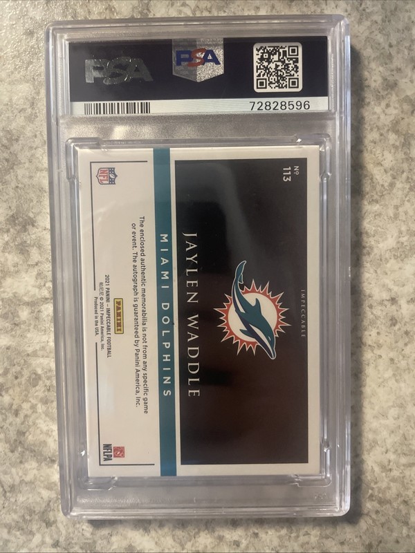 PSA 10 2021 RC Jaylen Waddle /35 Panini Impeccable -Elégance Patch Helmet Auto view 2