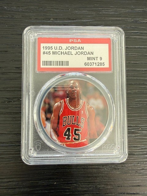 1995 Upper Deck Jordan Milk Caps #45 Michael Jordan PSA 9