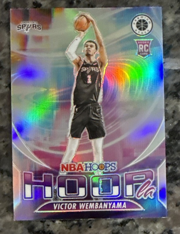 2023-24 NBA Hoops Premium Stock Victor Wembanyama RC Hoopla HOLO Prizm #5