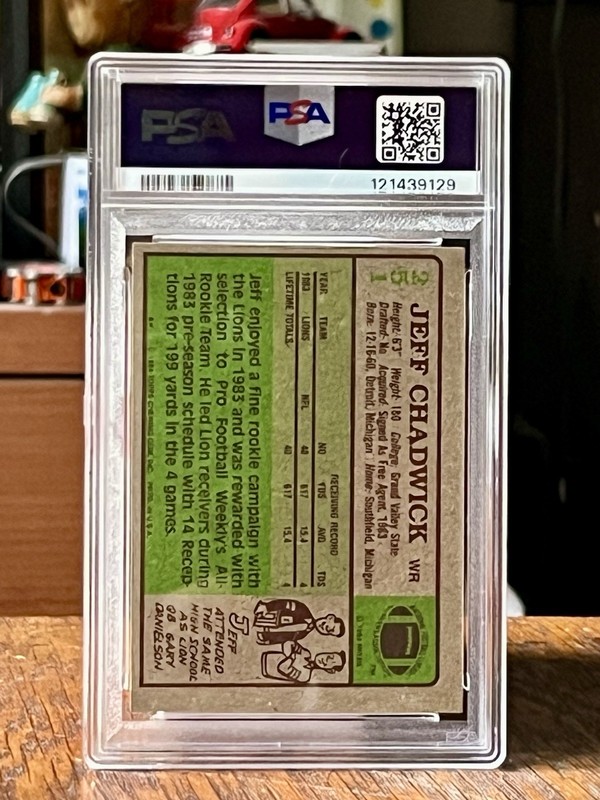 1984 Topps Jeff Chadwick RC #251 PSA 8 NM-MT Detroit Lions Vintage Rookie view 2