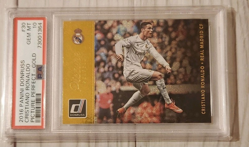 2016 PANINI DONRUSS PICTURE PERFECT GOLD #30 CRISTIANO RONALDO PSA 10 view 2