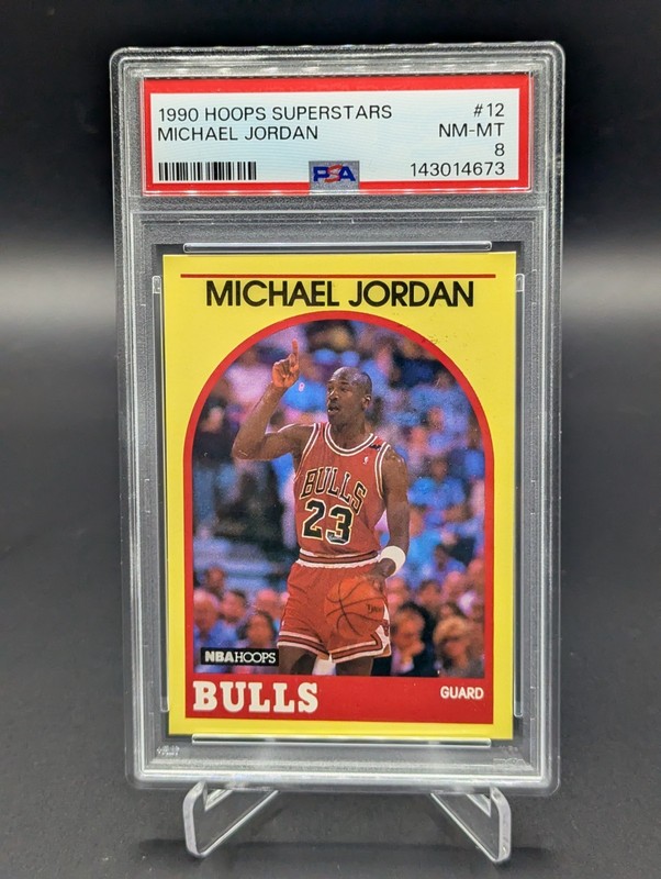 1989-90 Hoops Superstars #12 Michael Jordan Bulls bordure jaune PSA 8