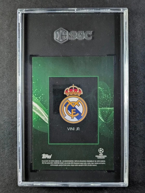 2021-22 Topps UCL Knockout VINICIUS JR 51/99 Auto Signatures Green SP SGC 10 view 2