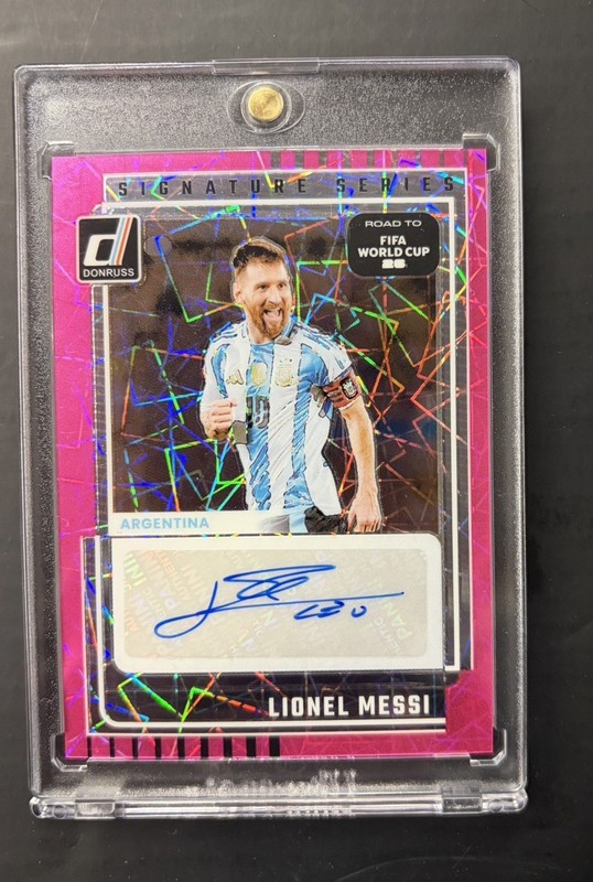 2025-26 Panini Donruss Road to World Cup Lionel Messi Pink Auto RARE