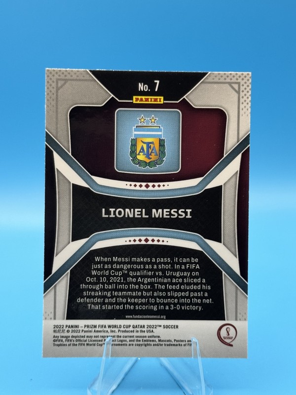 2022 Panini Prizm FIFA World Cup #7 Lionel Messi view 2