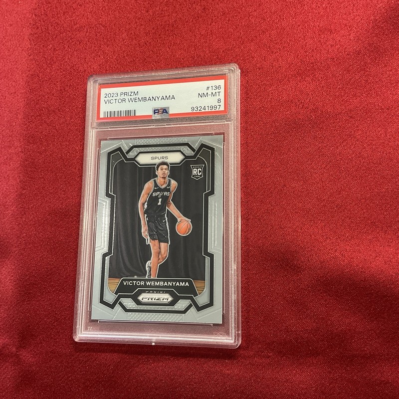 2023-24 Panini Prizm Victor Wembanyama Rookie #136 PSA 8 SPURS RC