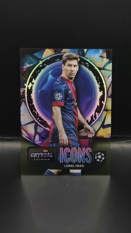 2023 Topps Crystal Lionel Messi Icons SP
