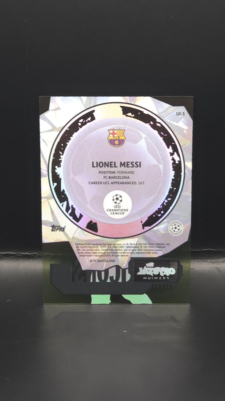 2023 Topps Crystal Lionel Messi Icons SP view 2