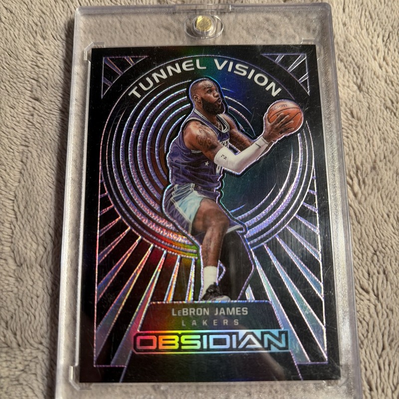 2021-22 Obsidian Tunnel Vision Electric Etch Purple #/75 LeBron James No. 6 SP