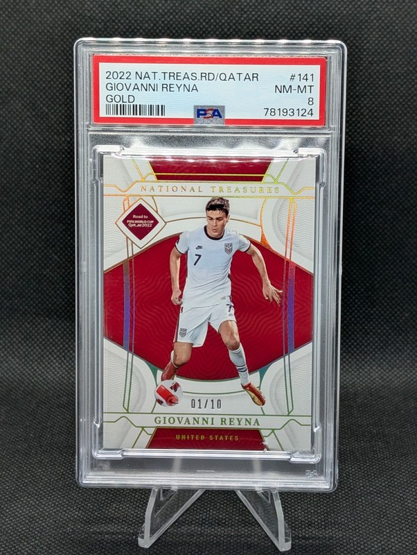 2022 National Treasures Road to World Cup Giovanni Reyna Gold /10 Card 141 PSA 8