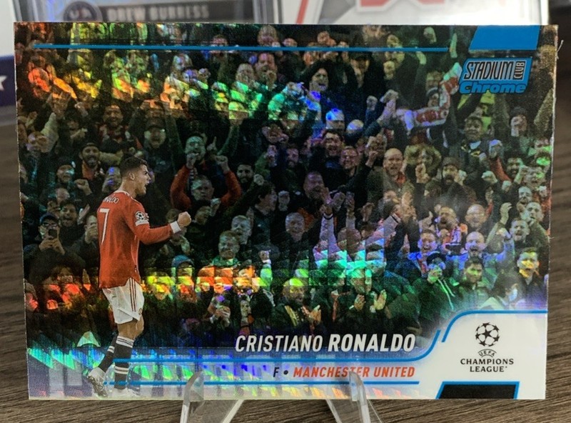 2022 Topps Stadium Club Chrome UEFA UCC Cristiano Ronaldo 🔥Blue Refractor #7 SP