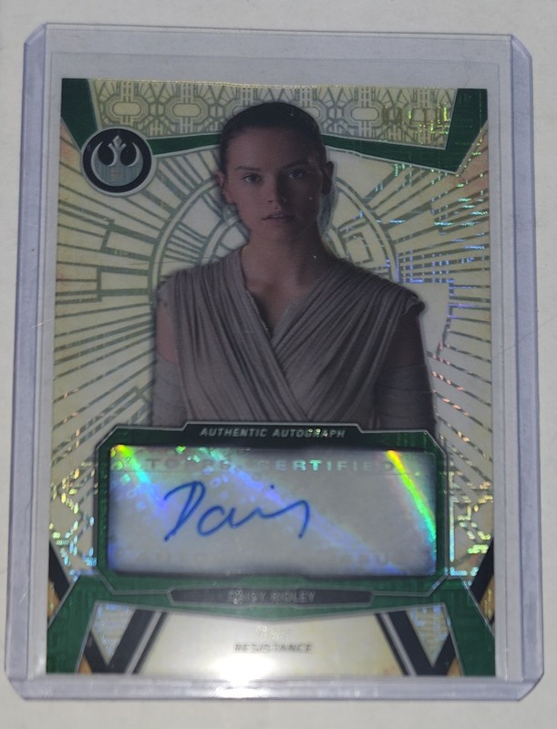 2017 Star Wars High Tek Daisy Ridley as Rey Auto 