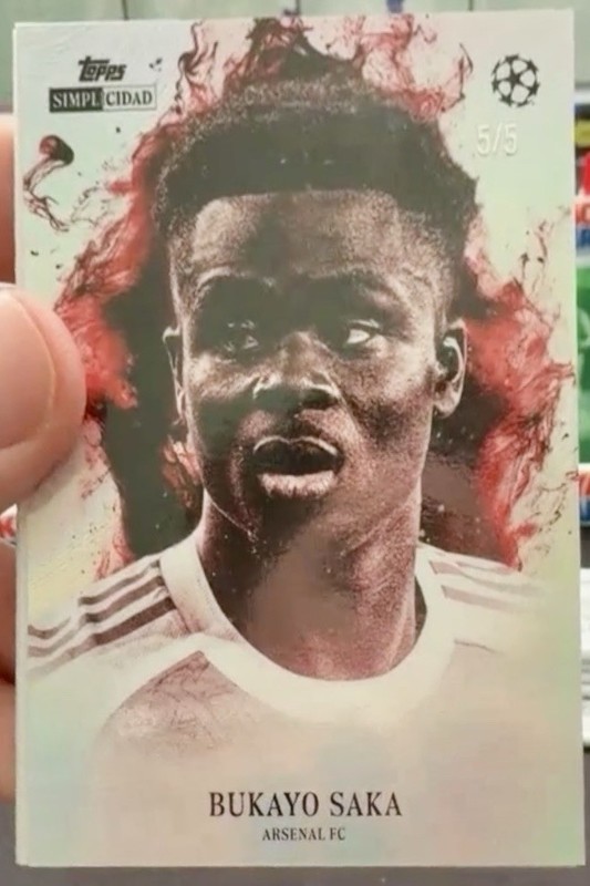 2026 Topps Simplicidad Bukayo Saka Red 5/5 Arsenal FC