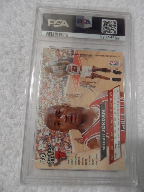1993 Ultra #30 Michael Jordan HOF GOAT Chicago Bulls PSA 10 GEM MINT view 2